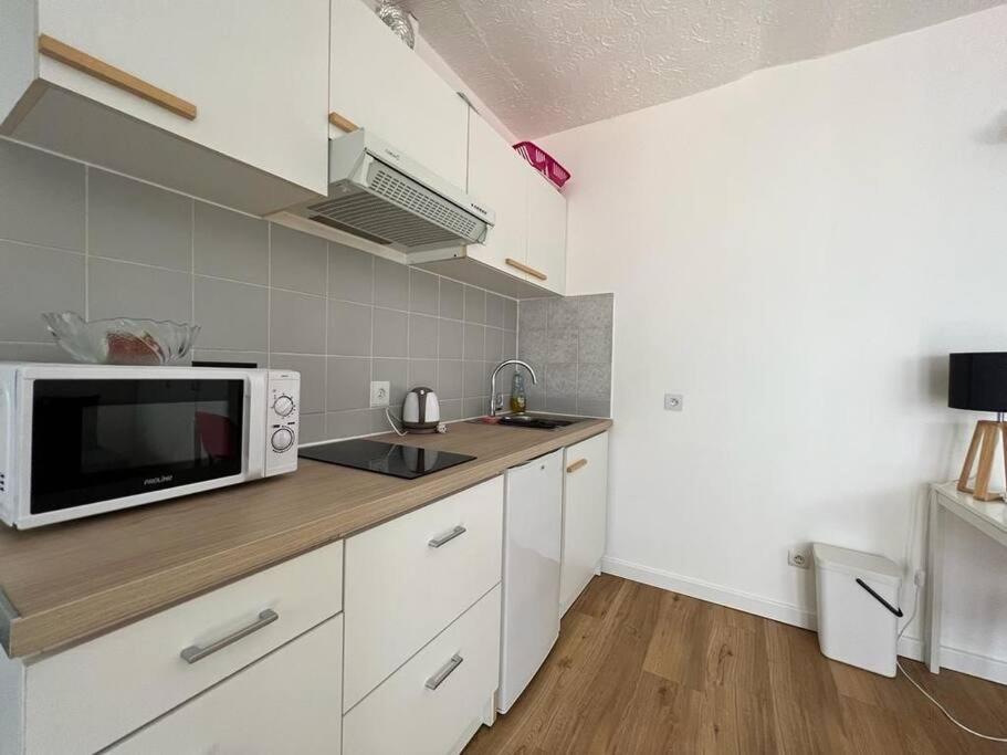 Le Cocon De Melun Apartment Luaran gambar
